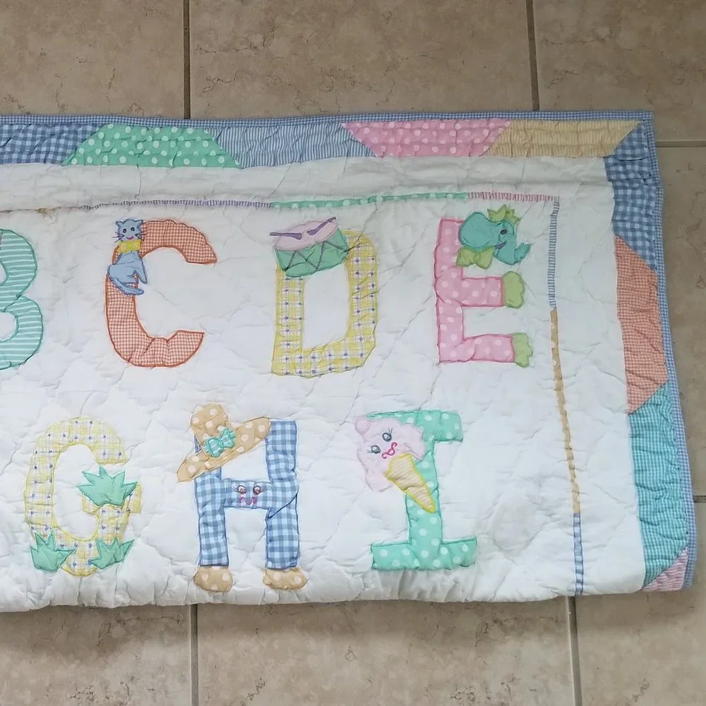 RARE KIDSLINE CLASSIC ALPHABET STRIPE BABY NURSERY CRIB COMFORTER QUILT THROW